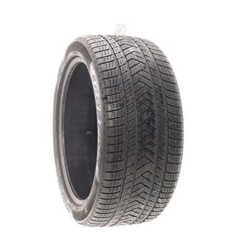 Set of (2) Used 325/35R22 Pirelli Scorpion Winter J 114W - 8/32