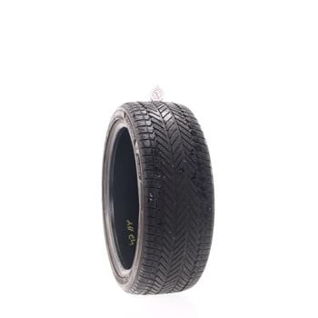 Set of (2) Used 235/40R19 Bridgestone WeatherPeak 96V - 5.5-7/32