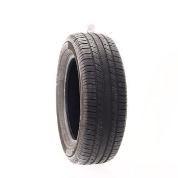 Set of (2) Used 235/60R18 Michelin Defender 2 107H - 9.5-10.5/32