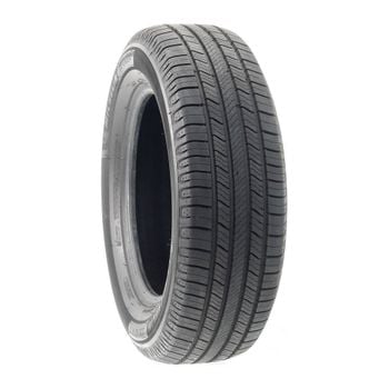 Driven Once 225/65R17 Michelin Defender 2 102H - 11/32