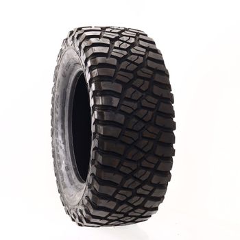 Set of (2) New LT305/60R18 BFGoodrich Mud-Terrain T/A KM3 121/118Q - 99.000000/32