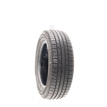 Set of (2) Used 215/60R16 Michelin Defender 2 95H - 9.5-10.5/32