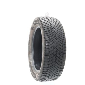 Used 255/55R20 Pirelli Scorpion Weather Active 110V - 11/32