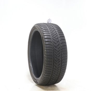 Set of (2) Used 255/35R21 Pirelli Winter Sottozero 3 98V - 8.5/32