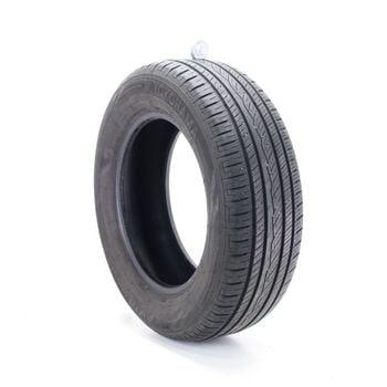 Set of (2) Used 235/65R17 Yokohama Avid Ascend 104H - 7.5-8/32