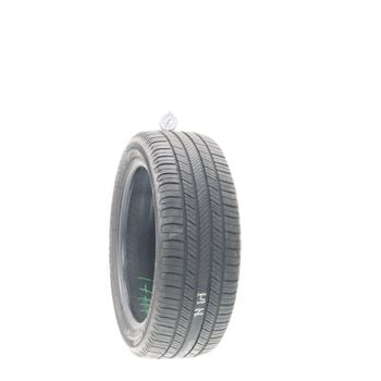 Set of (2) Used 205/50R17 Michelin Defender 2 93H - 8-8.5/32