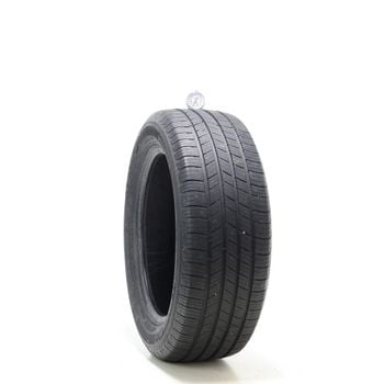 Set of (2) Used 225/55R17 Michelin Defender 97T - 8/32