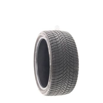 Set of (2) Used 255/35R19 Bridgestone Blizzak LM-005 96V - 7.5-8.5/32