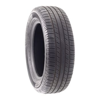 Set of (2) Driven Once 235/60R18 Michelin Defender 2 107H - 10.5/32