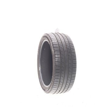 Set of (2) Used 235/40R19 Michelin Defender 2 96V - 7-8.5/32