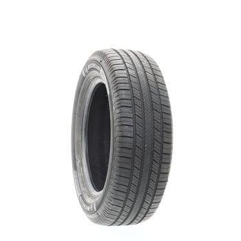 Set of (2) Driven Once 235/60R18 Michelin Defender 2 107H - 10-10.5/32