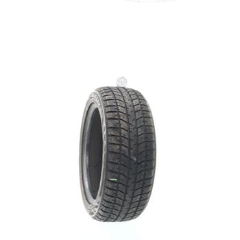Set of (2) Used 215/50R17 Bridgestone Blizzak WS70 Studless 95T - 10.5-11/32