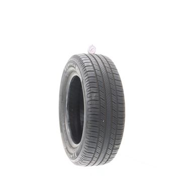 Set of (2) Used 215/60R16 Michelin Defender 2 95H - 9-9.5/32