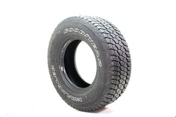 Used LT265/75R16 Goodyear Wrangler Silent Armor Pro-Grade 123/120R - 10.5/32