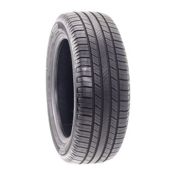 Driven Once 215/55R17 Michelin Defender 2 94H - 10/32