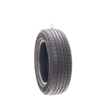 Set of (4) Used 215/65R17 Michelin Defender 2 103H - 9-10/32