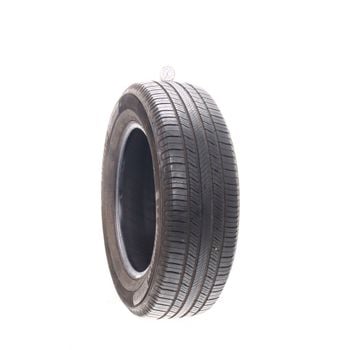 Set of (2) Used 235/65R18 Michelin Defender 2 106H - 7.5-9/32