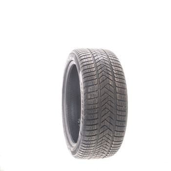 New 275/40R21 Pirelli Scorpion Winter Run Flat 107V