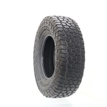 Used LT285/75R17 Cooper Discoverer Stronghold AT 128/125S - 17/32