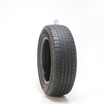 Set of (2) Used 215/65R16 Michelin Defender 2 98H - 7.5-8.5/32