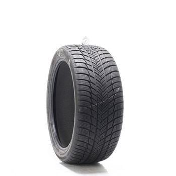 Set of (2) Used 255/40R20 Bridgestone Blizzak LM-001 MO-S B-Silent 101V - 8.5/32