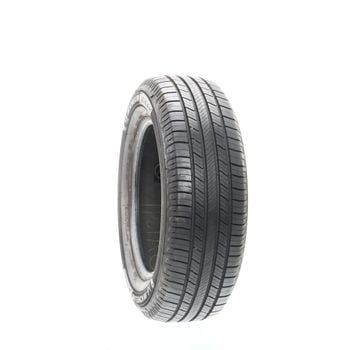 Set of (4) Driven Once 225/65R17 Michelin Defender 2 102H - 10-11/32