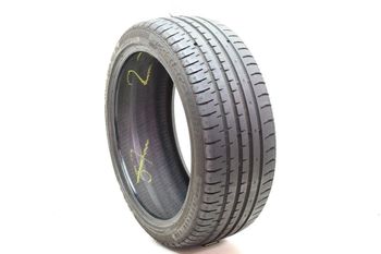 Used 235/40ZR19 Accelera Phi 96Y - 9/32