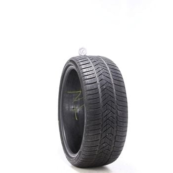 Set of (2) Used 235/35R20 Pirelli Winter Sottozero 3 92W - 6.5-7/32