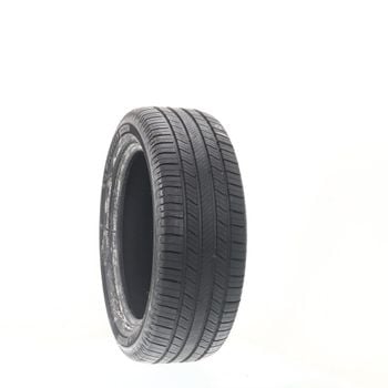 Set of (2) New 225/55R18 Michelin Defender 2 98V
