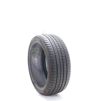 Set of (2) Used 235/40R19 Yokohama Avid Ascend GT 96V - 10/32