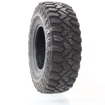 New LT37X12.5R17 Kumho Road Venture MT71 121Q