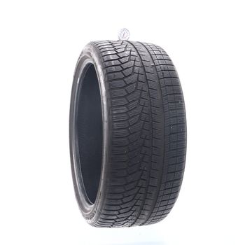 Used 295/35R23 Hankook Winter iCept evo2 SUV (W320A) 108W - 7.5/32
