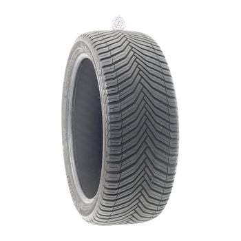 Set of (2) Used 235/40R19 Michelin CrossClimate 2 96V - 8/32