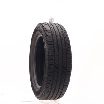 Set of (2) Used 225/60R18 Michelin Defender 2 100H - 8.5-9.5/32