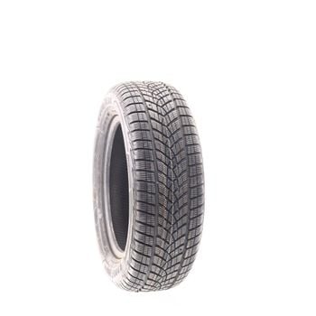 Set of (2) New 225/60R17 Goodyear Ultra Grip Performance + SUV 103V