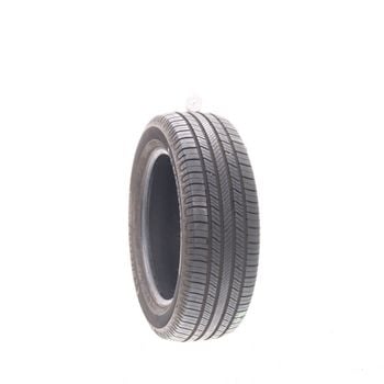 Set of (2) Used 215/60R17 Michelin Defender 2 96H - 10/32