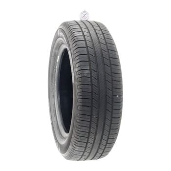 Set of (2) Used 225/65R17 Michelin Defender 2 102H - 8.5-9/32
