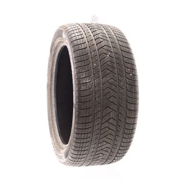 Used 325/40R22 Pirelli Scorpion Winter MO1 114V - 9/32