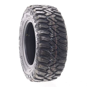 New LT33X12.5R18 Kumho Road Venture MT71 122Q