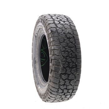 Set of (2) Used LT275/70R18 Cooper Discoverer Stronghold AT 125/122S - 15/32