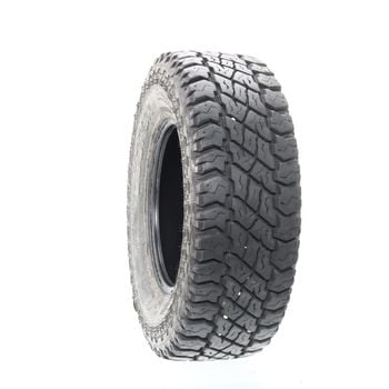 Used LT285/70R17 Cooper Discoverer S/T Maxx 121/118Q - 15.5/32