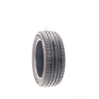 Set of (2) Used 225/50R17 Michelin Defender 2 98H - 10-10.5/32