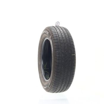 Set of (2) Used 225/65R17 RoadX RXMotion SUV UX01 102H - 8-8.5/32