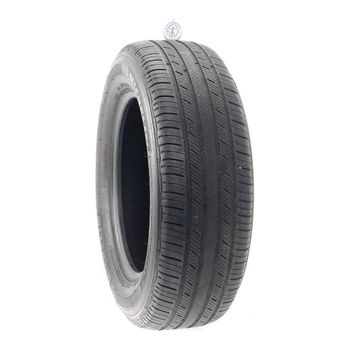Set of (2) Used 235/65R18 Michelin Premier LTX 106V - 7-7.5/32