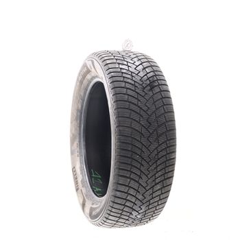 Used 255/55R20 Pirelli Scorpion Weather Active 110V - 8/32