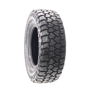 New LT295/70R18 Mastercraft Courser CXT 129/126Q