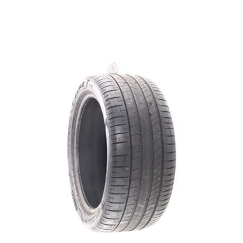 Set of (2) Used 275/40R19 Pirelli P Zero PZ4 MO 105Y - 6.5-7/32