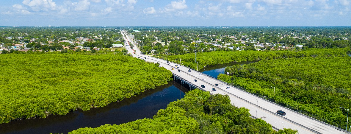 Automotive Florida at a glance