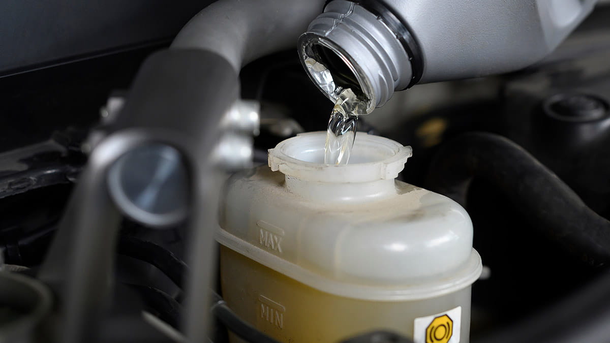 Brake Fluid Flush in Chicago, IL